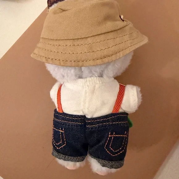 Labubu Fall in Wild - Picture 4 of 5